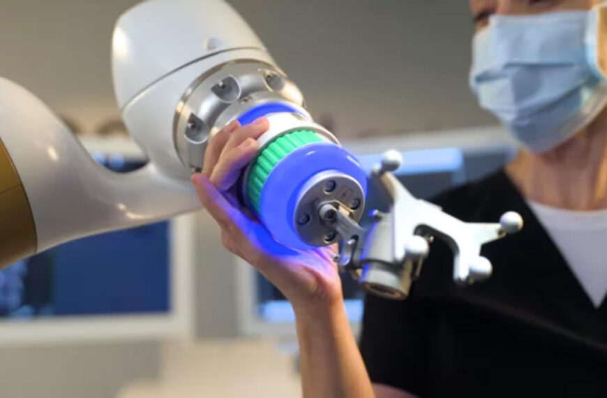 Enovis Potencia su Futuro Quirúrgico con la Adquisición de eCential Robotics por $180 Millones